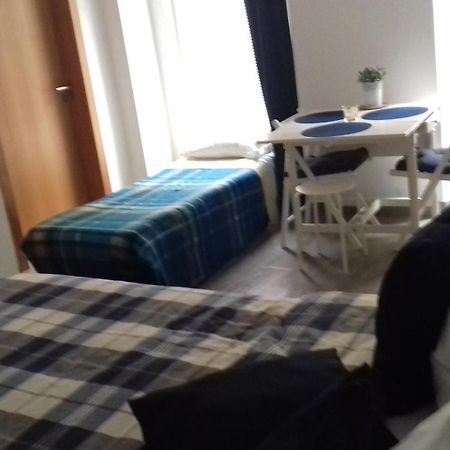 Isaura Home Пениш Стая снимка