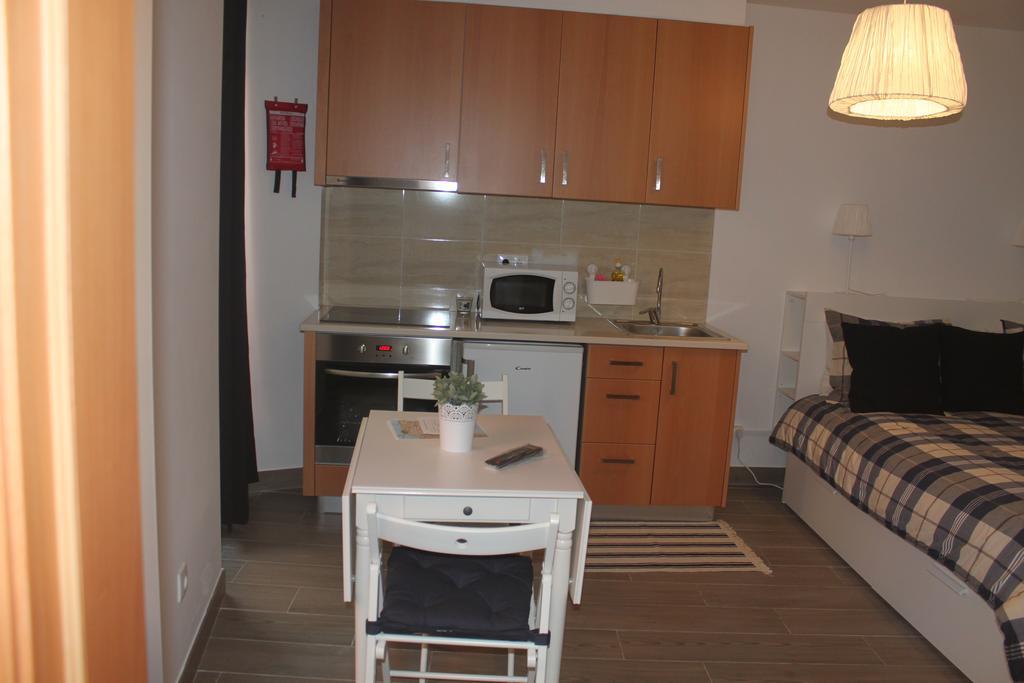 Isaura Home Пениш Екстериор снимка