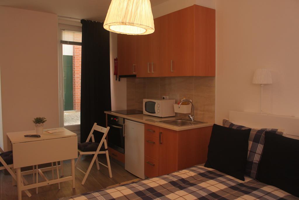 Isaura Home Пениш Екстериор снимка